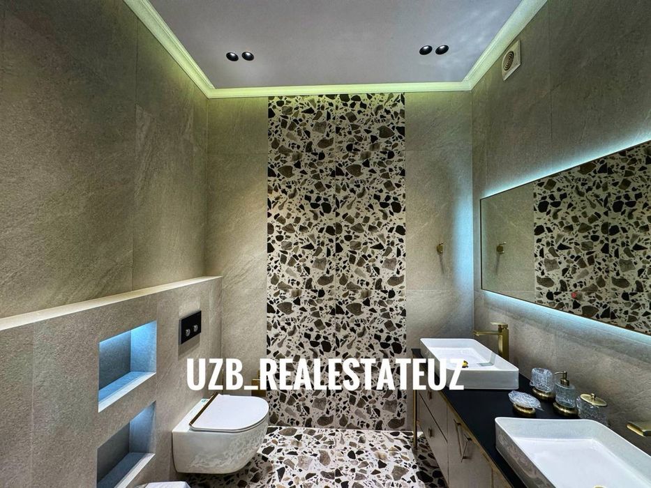 Ор-р: Центр Луначарский Продается Новый Евро дом 7.соток 750м2 7.ком