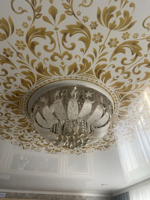 Продам люстру в хорошем состоянии