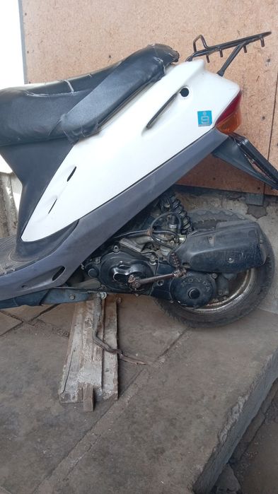 Продам хонда дио 2004