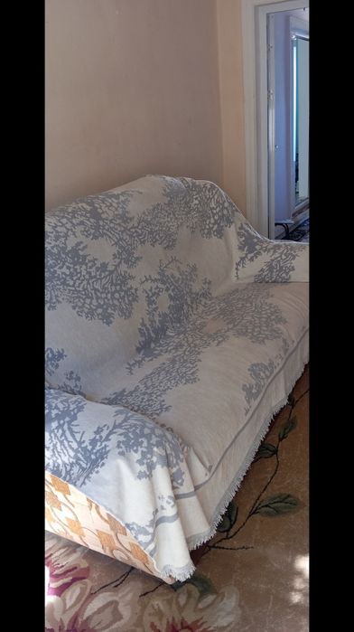 Продается диван и кресло