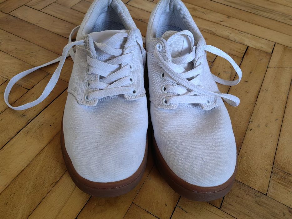 Vans, Supra, Converse