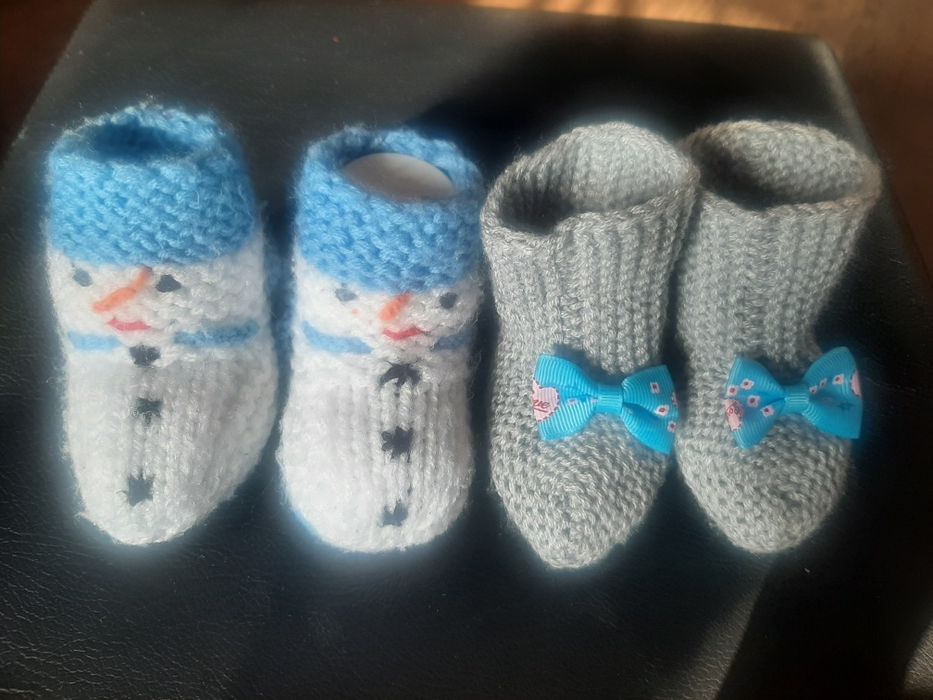 Топли бебешки терлици- 2 броя за 10  лв.