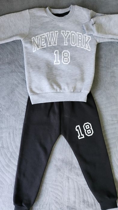 Продам детские вещи