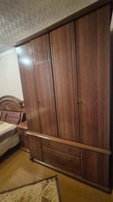 Спальный гарнитур
