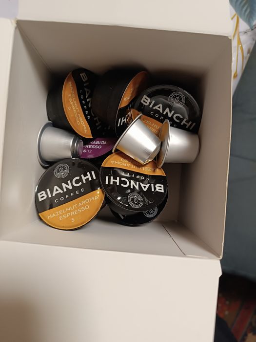 Продаю кофе машину