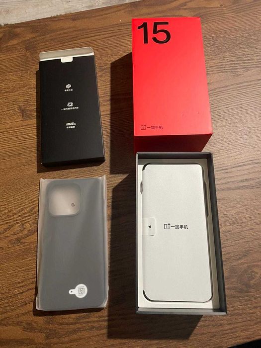 OnePlus 15 5G 7300mAh 12/256GB Global ROM