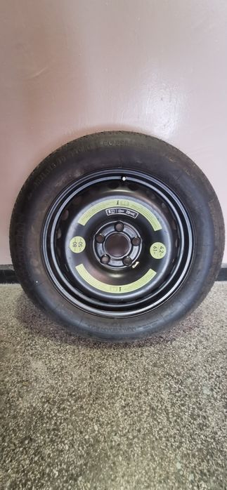 Резервна гума за Мерцедес