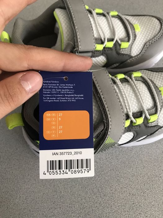 Adidași cu lumini nr 24,25,26,27,28