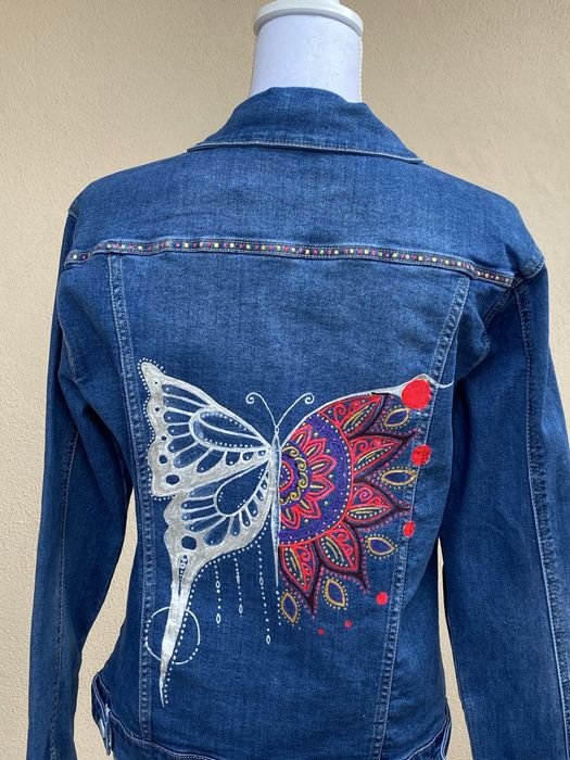 Jacheta denim pictata manual