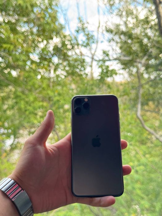 Продам срочно iphone 11 pro max