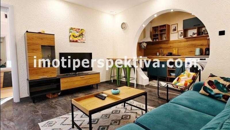 Продава се Двустаен апартамент в Пловдив, Център - 52 кв.м за 3077 €/кв.м - Снимка #2