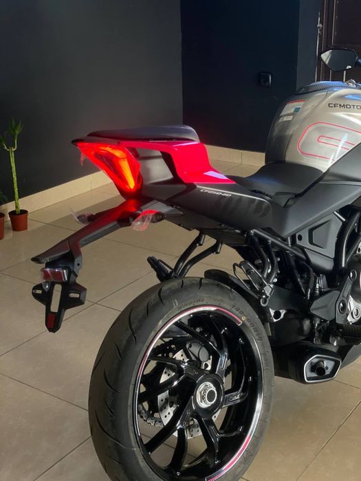 Мотоцикл CF MOTO 25 SR-s