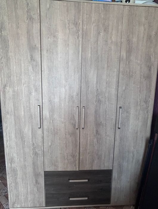 Продам шкаф и комод