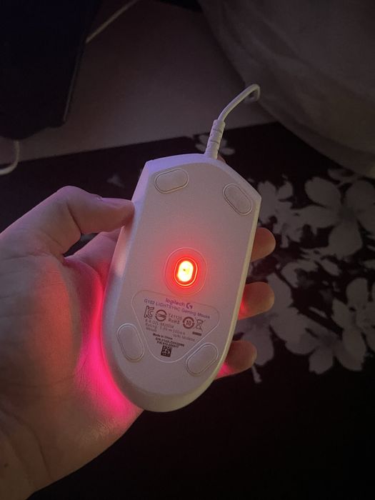 Мышка лоджитек 102