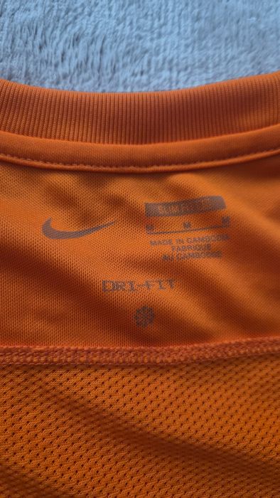 Vand bluza Nike.
