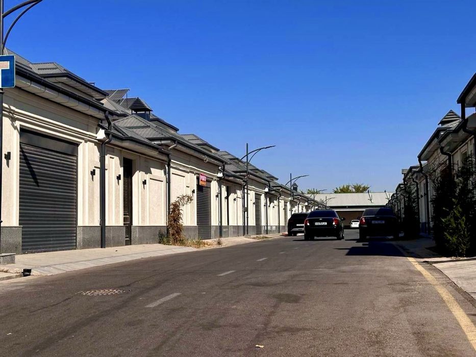 Uy sotiladi narxi zor!!!