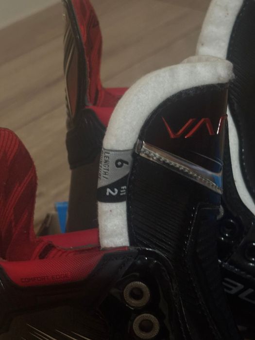 хоккейные коньки Bauer Vapor X4