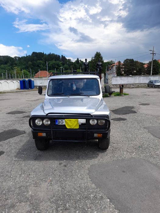 Camioneta aro basculabila 4x4