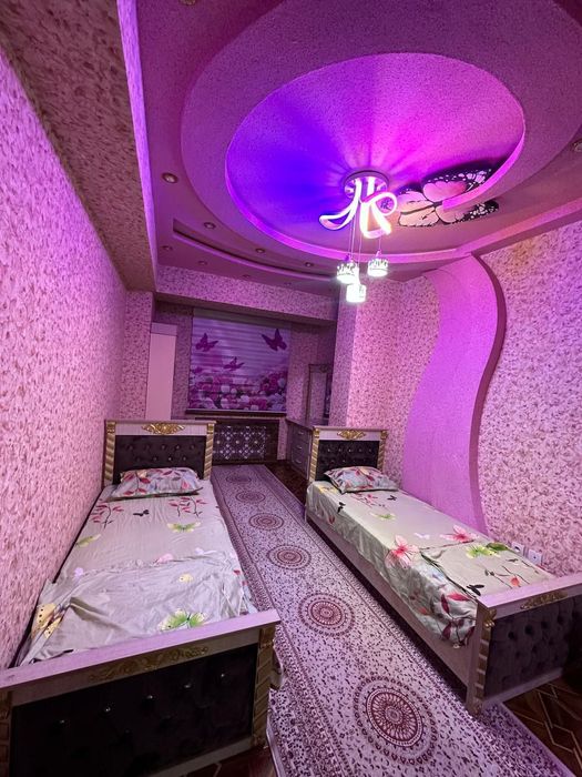 4-комнатная квартира посуточно/Kunlik sutichni uy