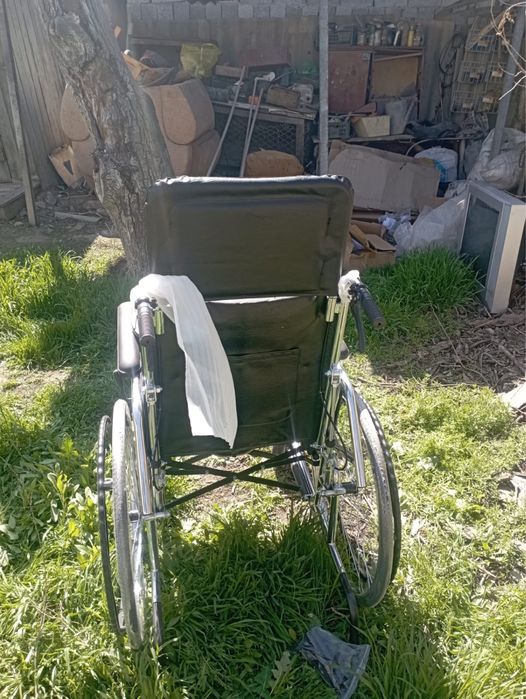 Инвалидная коляска