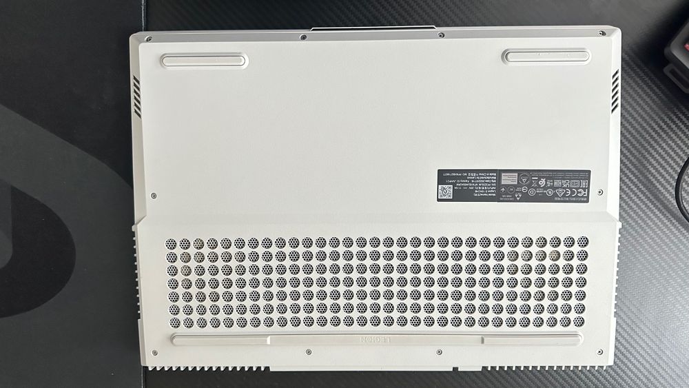 Лаптоп Lenovo Legion 120hz