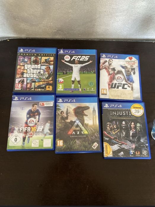 Vand jocuri de ps4 foarte bune!