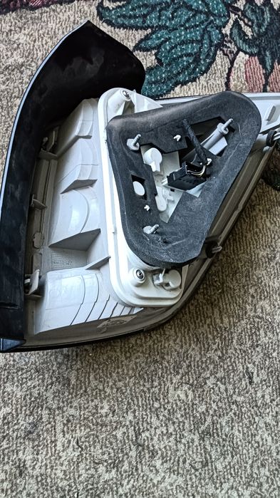 Задний фонарь Опель Астра Н универсал.