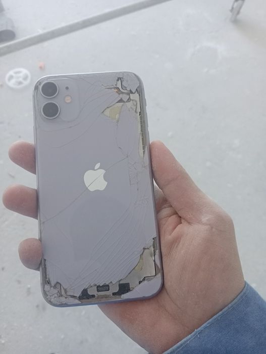 Iphone 11.. 128 гб