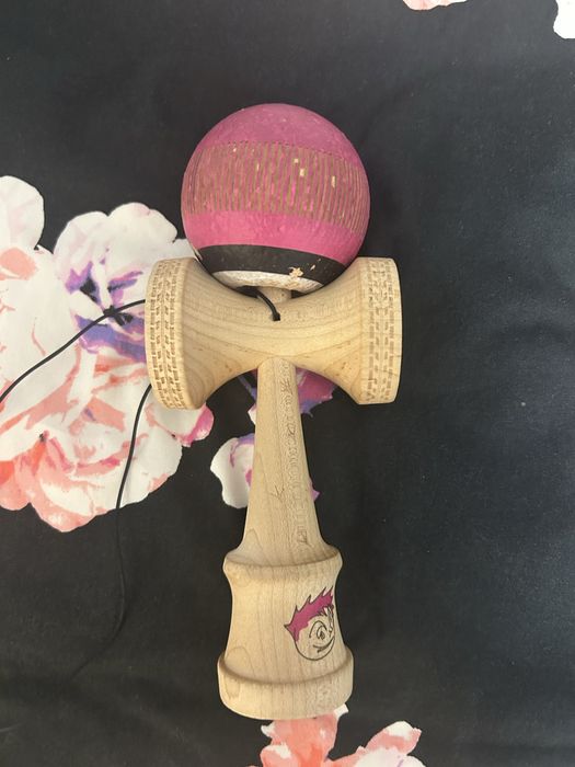 Kendama Broken Shape Sweets: Tama broken bones, Ken bisoi