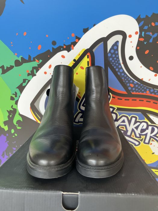 Дамски  боти тип челси Tommy Hilfiger номер 38