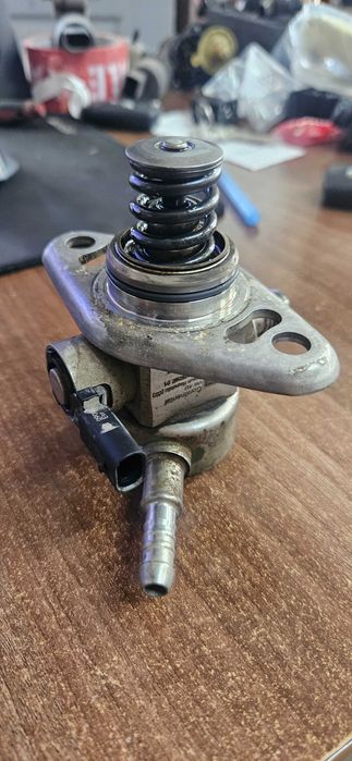 Pompa injectie VW , Audi , Seat , Skoda cod - 04E127026E