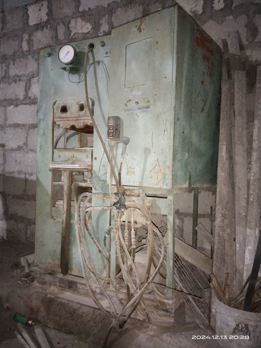 Пресс гидравлический