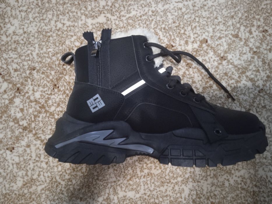 Ботинки зимние 43 размер