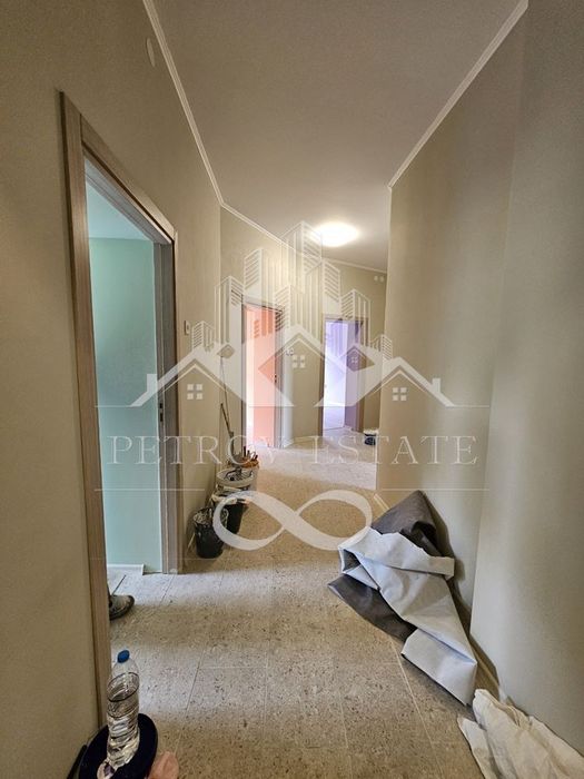 Продава се Четиристаен апартамент в Велинград - 200 кв.м за 440 €/кв.м - Снимка #9