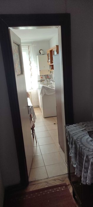 De vanzare Apartament 2 camere liber mobilat Targu Jiu
