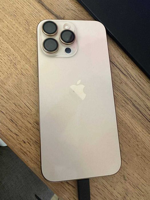 iPhone 16 Pro Max 256 GB — Desert Titanium | АКБ 92%