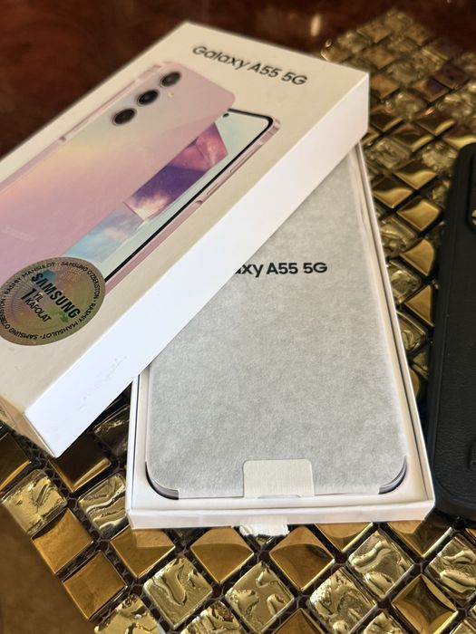 Samsung A55 Srochno holati deyarli Yangi