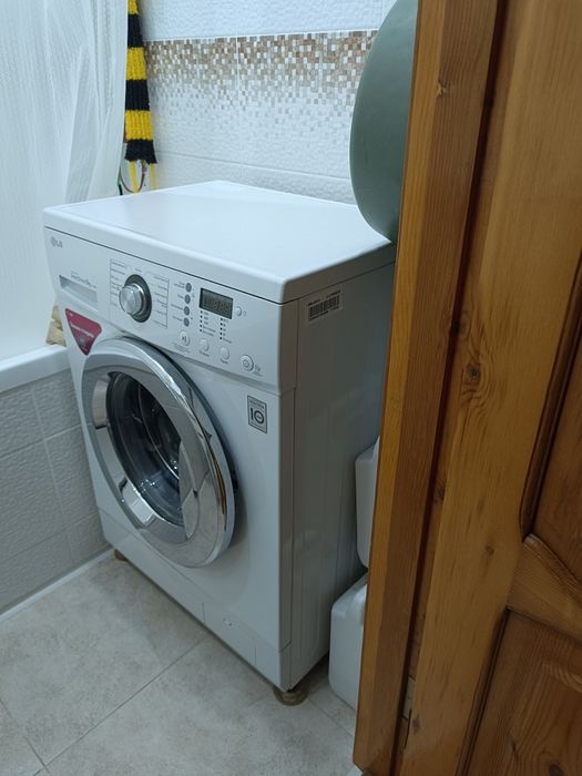 Продам Стиральную машинку.