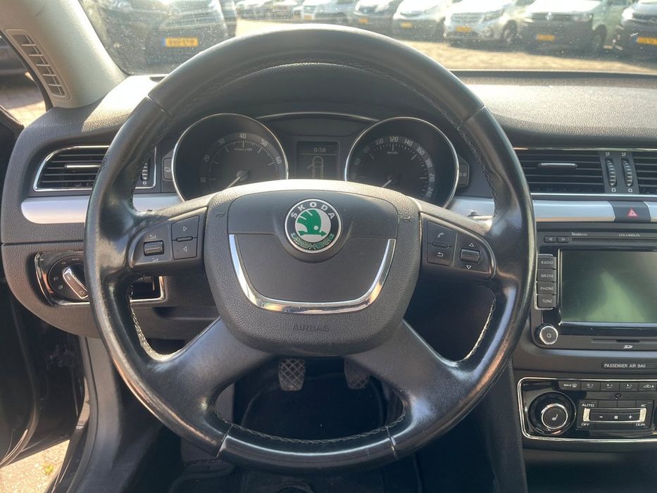 Dezmembrez skoda superb 1.8 benzina 4x4