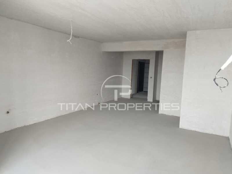 Продава се Тристаен апартамент в Пловдив, Гагарин - 126 кв.м за 1308 €/кв.м - Снимка #2