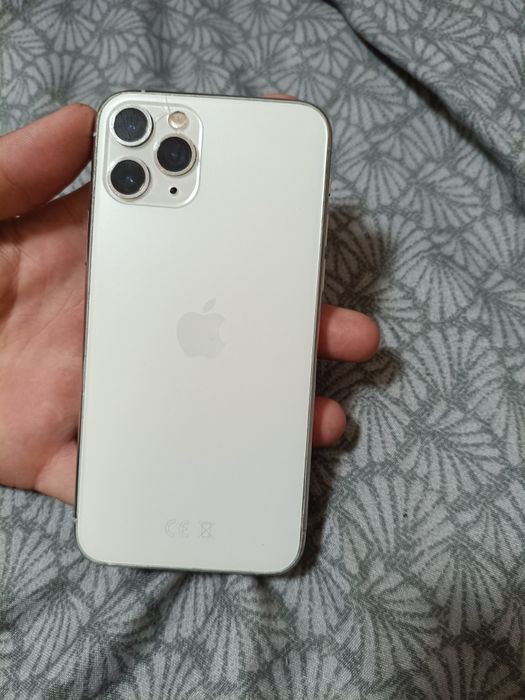 Телефон iPhone 11 pro