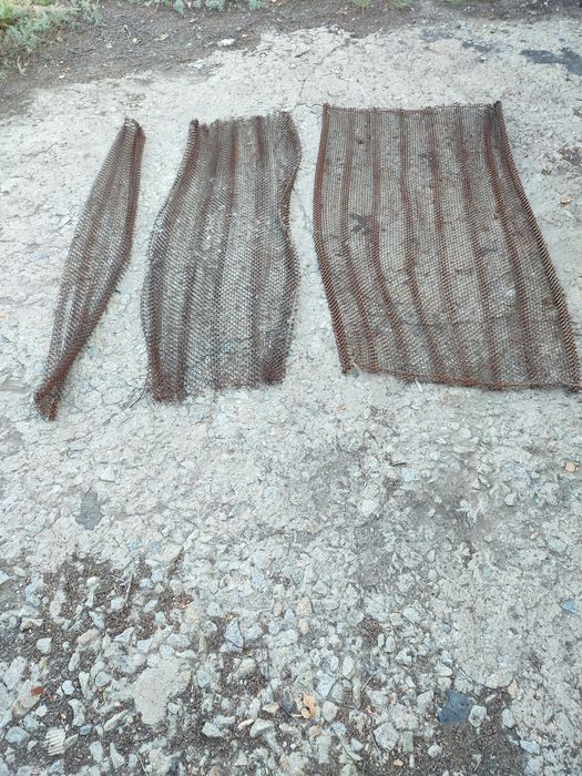 Продам железные сетки от  кроватей