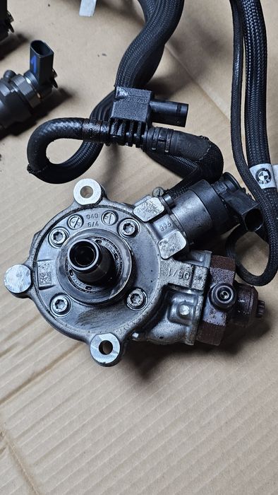 Помпа и дюзи бмв н47д20ц n47d20c гнп gnp 143 кс bmw