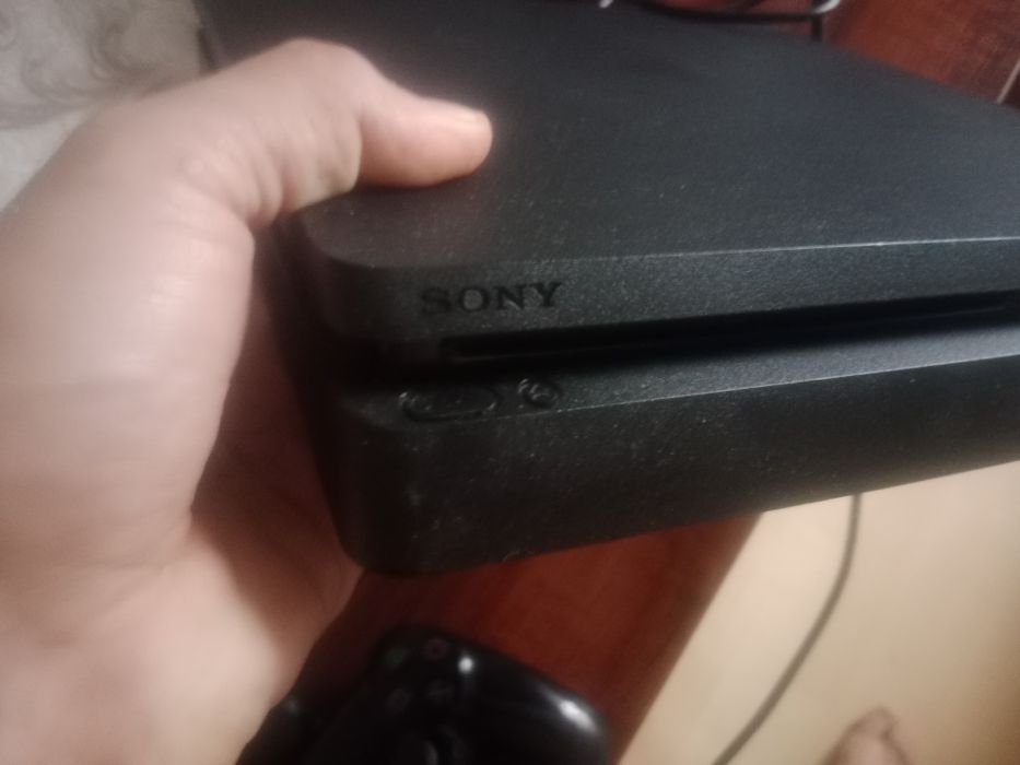 Сони плейстейш 4