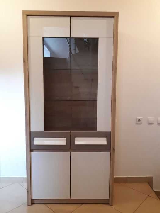 Vitrina Fresco, cu doua usi de sticla