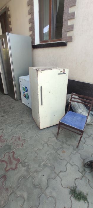 Холодильник рабочий