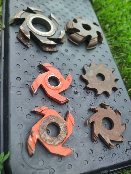 Продам фрезы и барабаны для станка