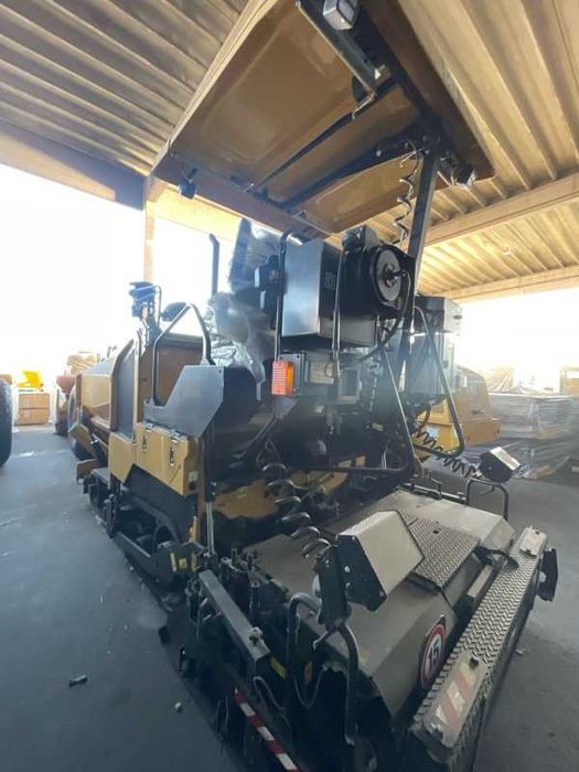 Асфалт ётқизувчи Cat AP 355F, Асфальтоукладчик Cat AP 355F