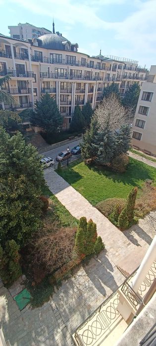 Собственик продава тризонет, Златни пясъци, 3 минути пеша от центрплаж