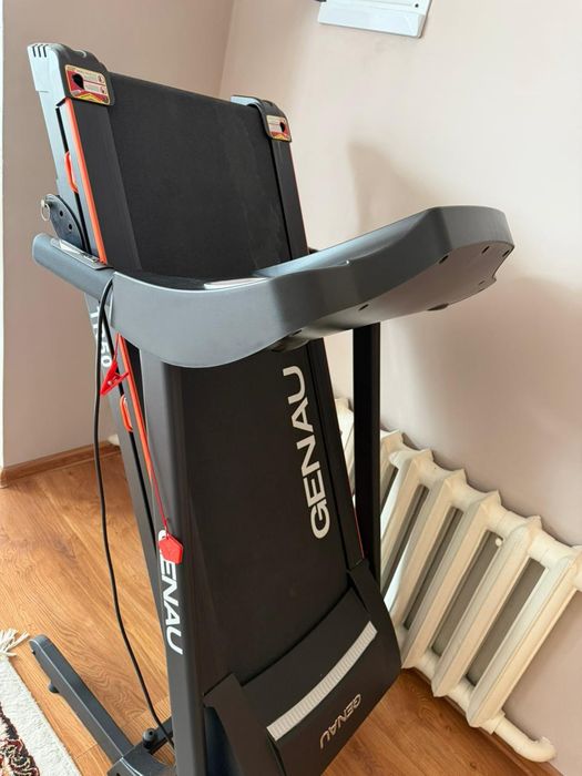 Беговая дорожка Genau